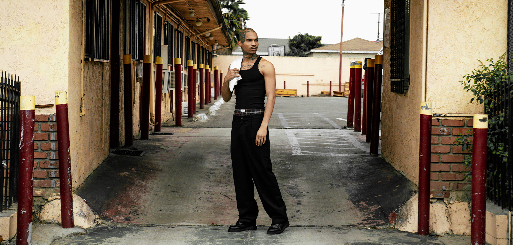 Comfort Trouser Pant lifestyle photo 3