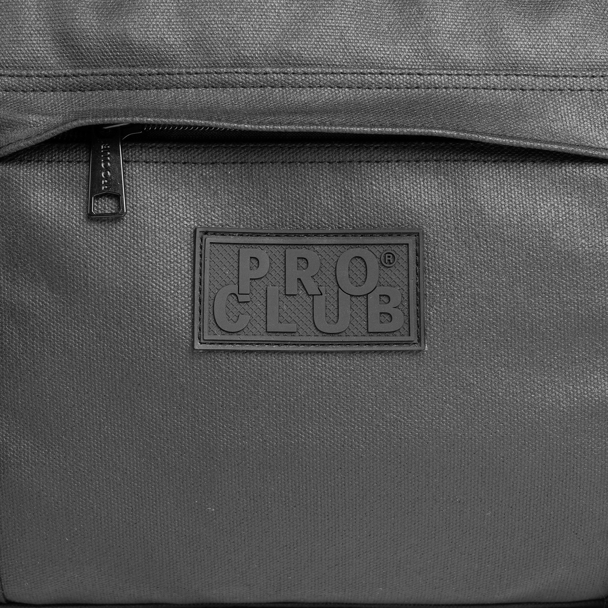 Utility Duffle Gym Bag (image 4 of 7)