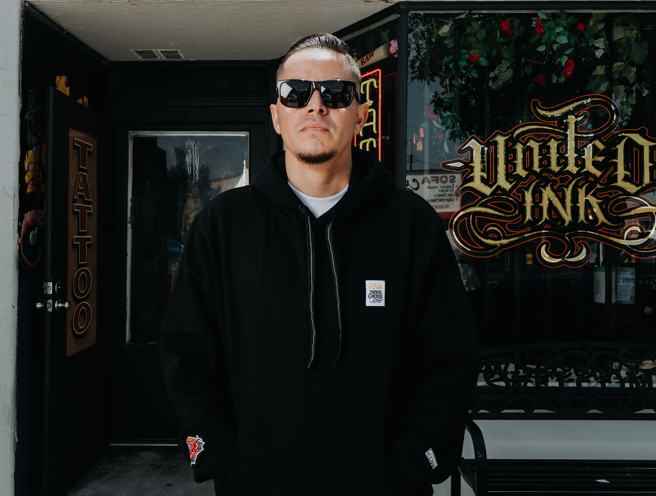 Mister Cartoon "Airbrush" Pullover Hoodie lifestyle photo 2