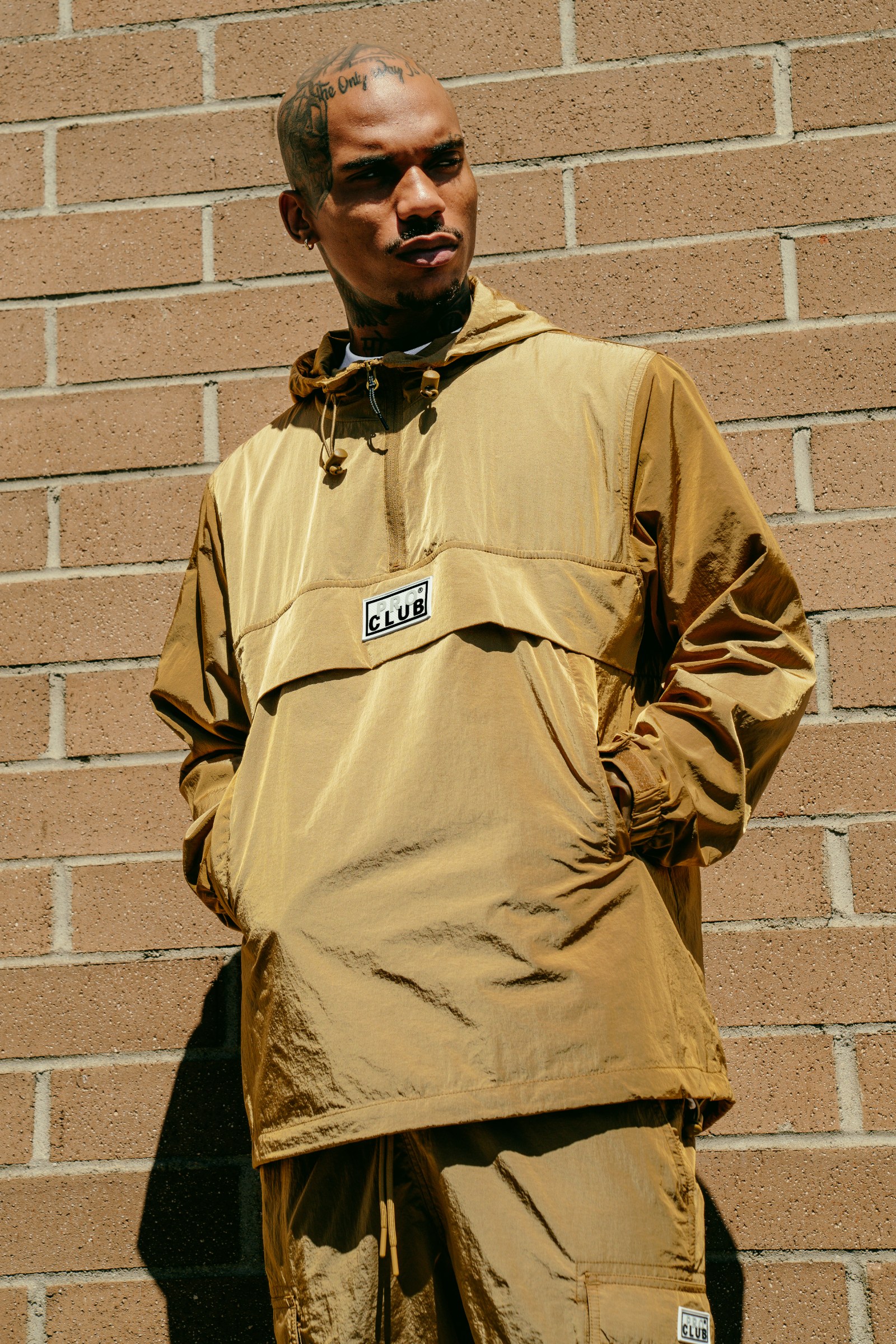 Comfort Metallic Nylon Quarter Zip Anorak lifestyle photo 2