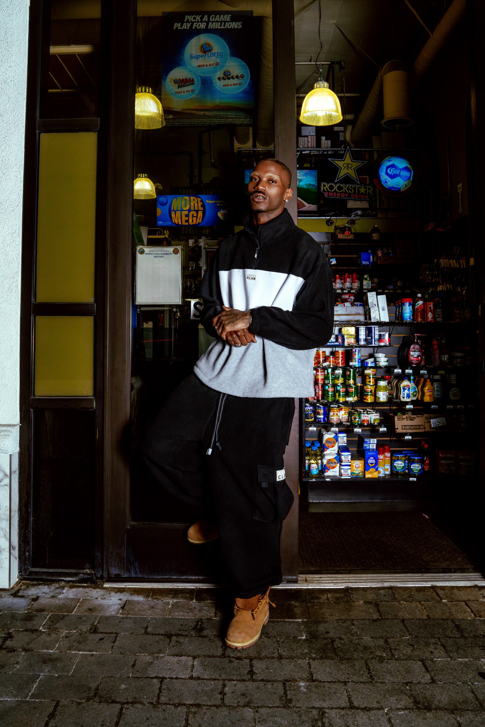 Heavywide Polar Fleece Quarter Zip lifestyle photo 1