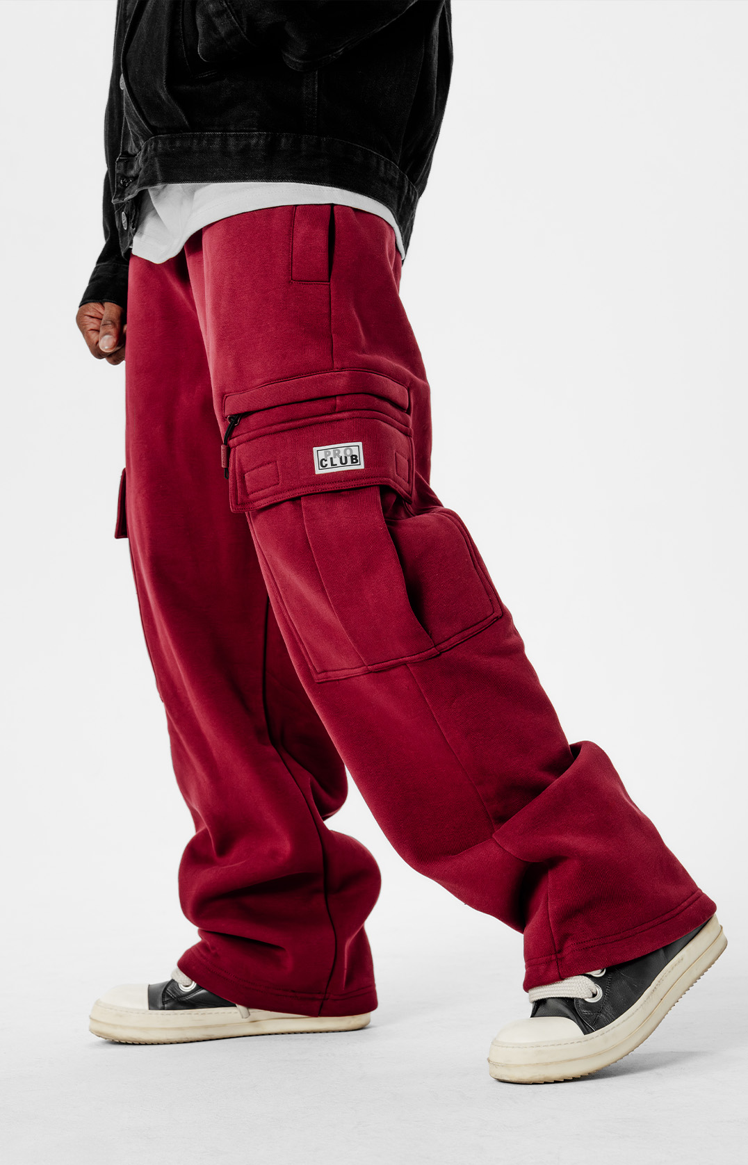 Heavyweight Basic Open Leg Cargo Sweatpant lifestyle photo 1
