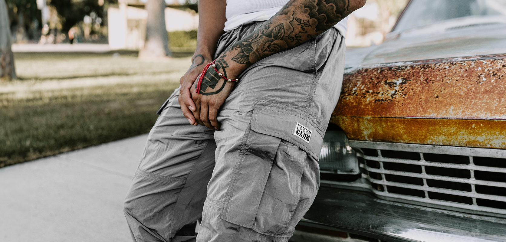Comfort Metallic Nylon Cargo Pant lifestyle photo 3