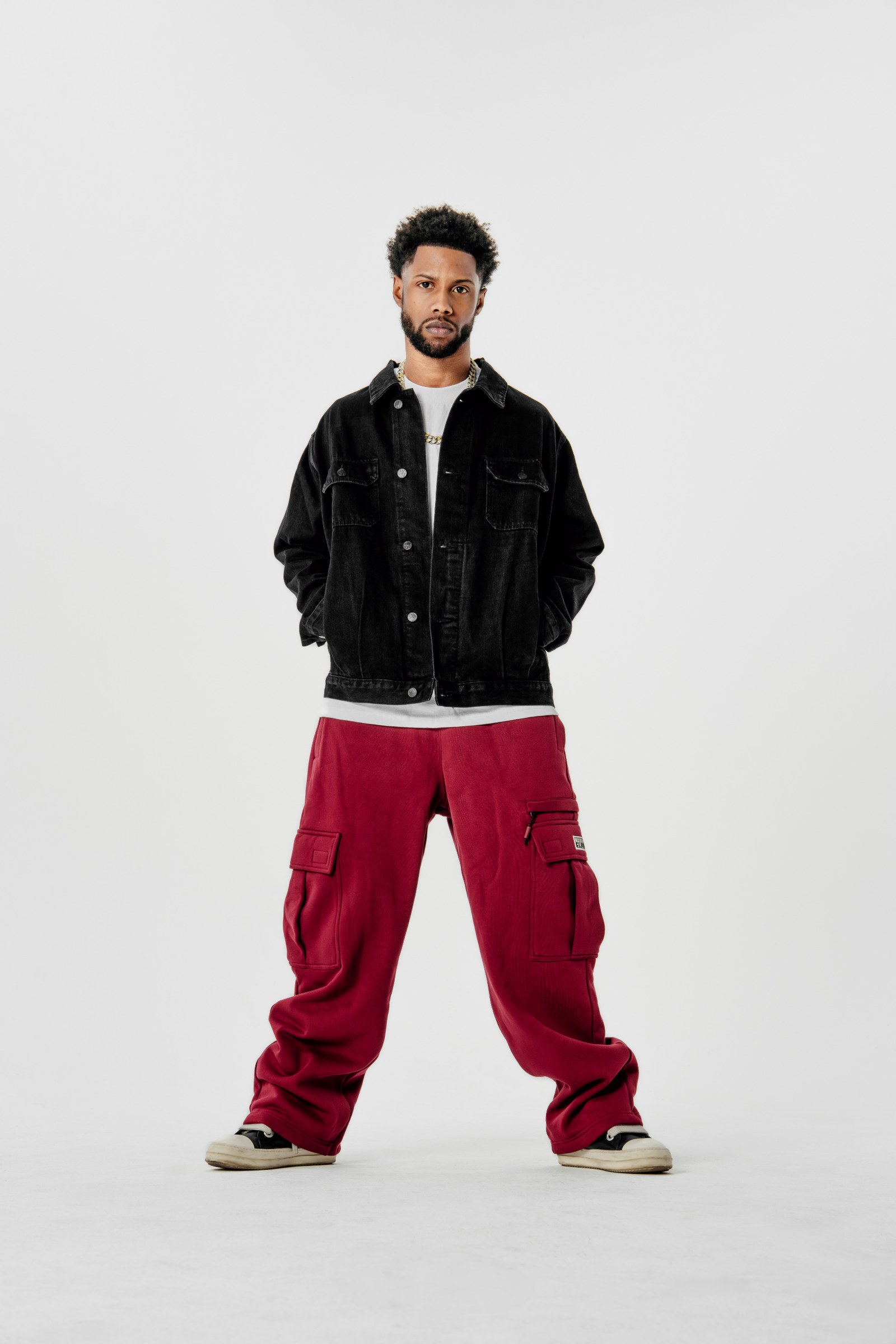Heavyweight Basic Open Leg Cargo Sweatpant lifestyle photo 1