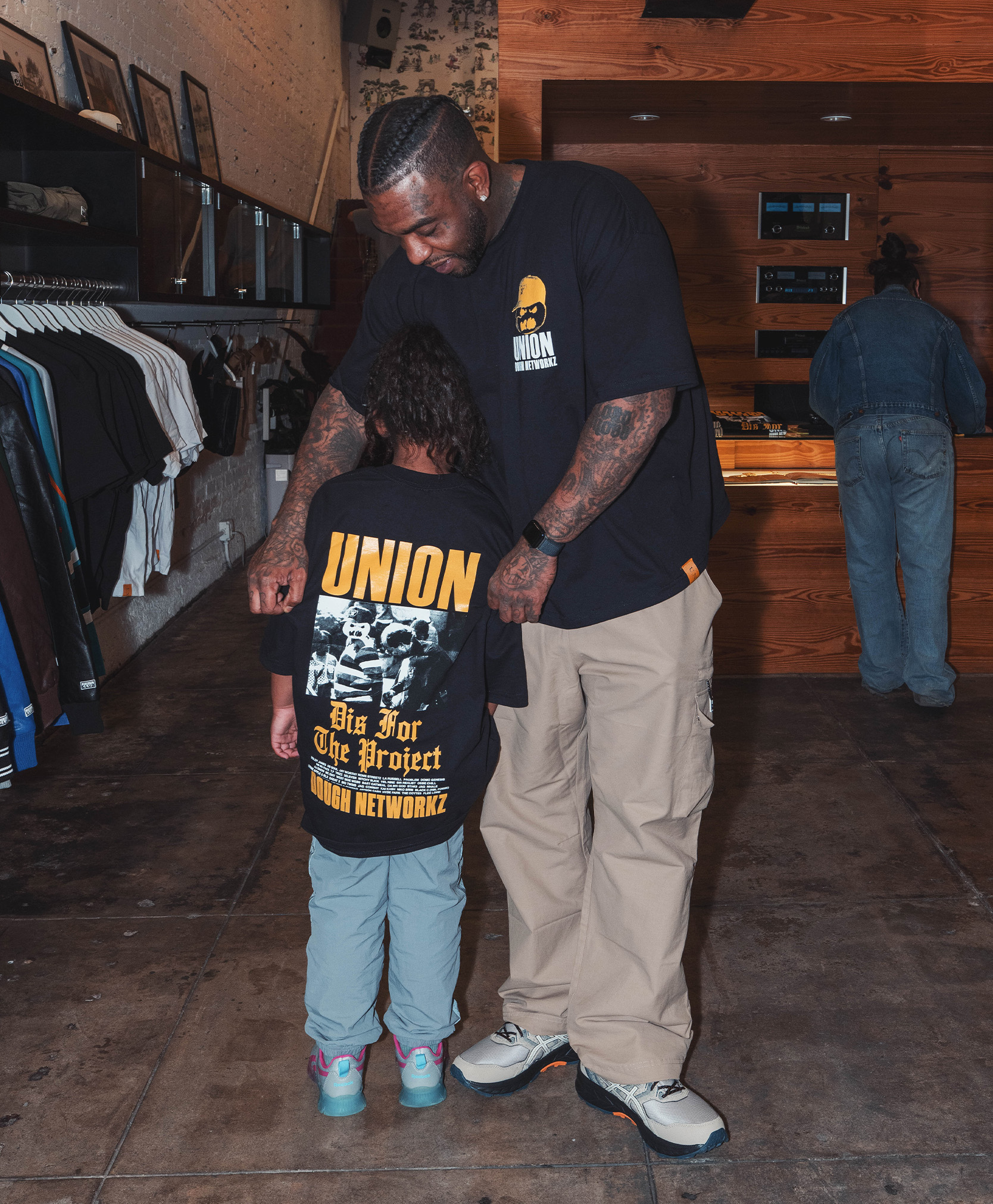 Union Los Angeles Dough Networkz Black Tee lifestyle photo 4