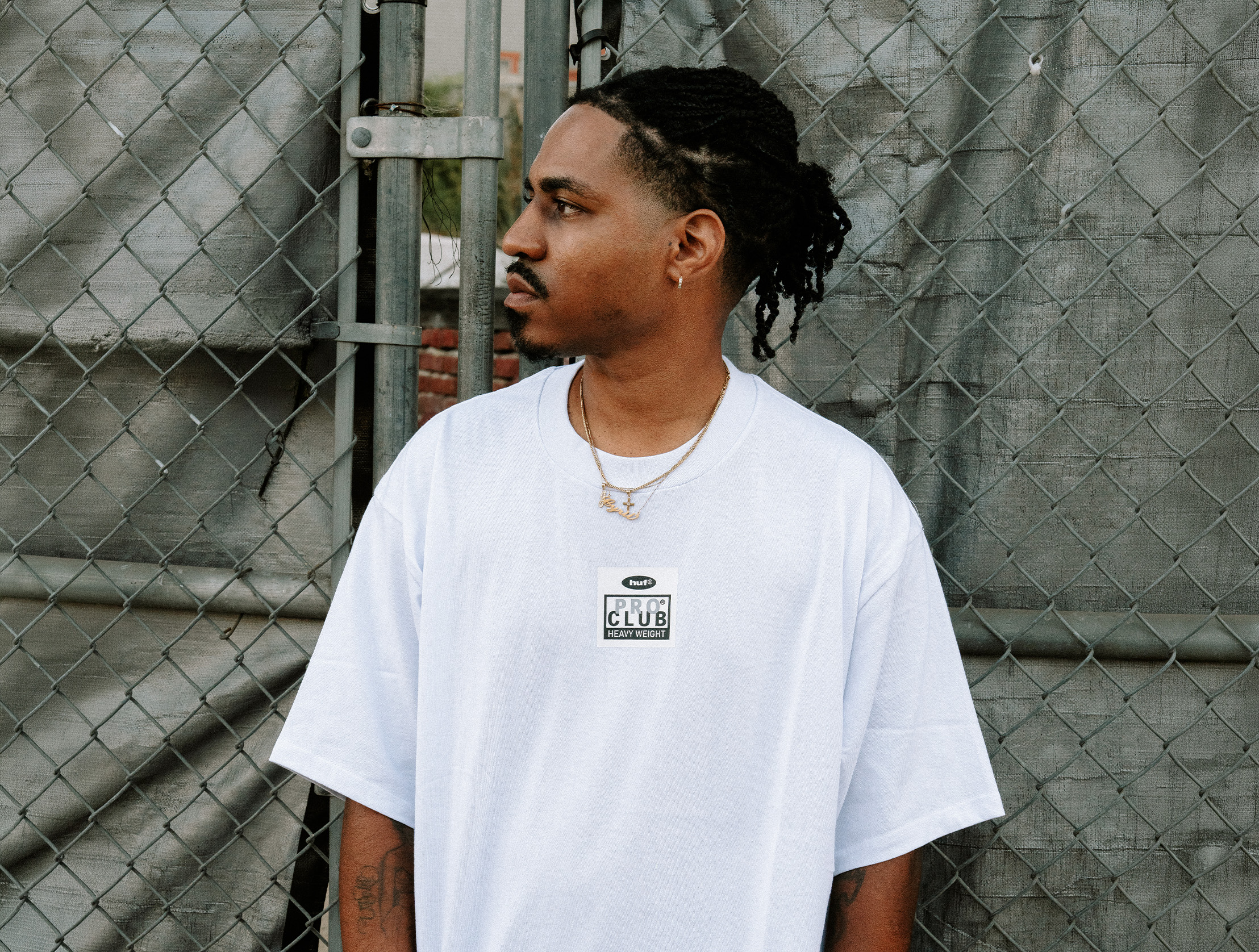 Huf Heavyweight Tee lifestyle photo 2