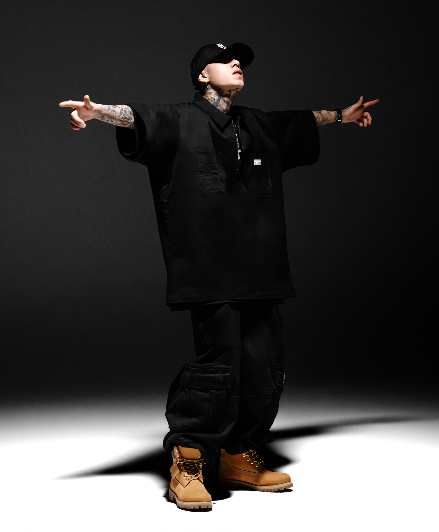 Heavyweight Quarter Zip Work Shirt lifestyle photo 4