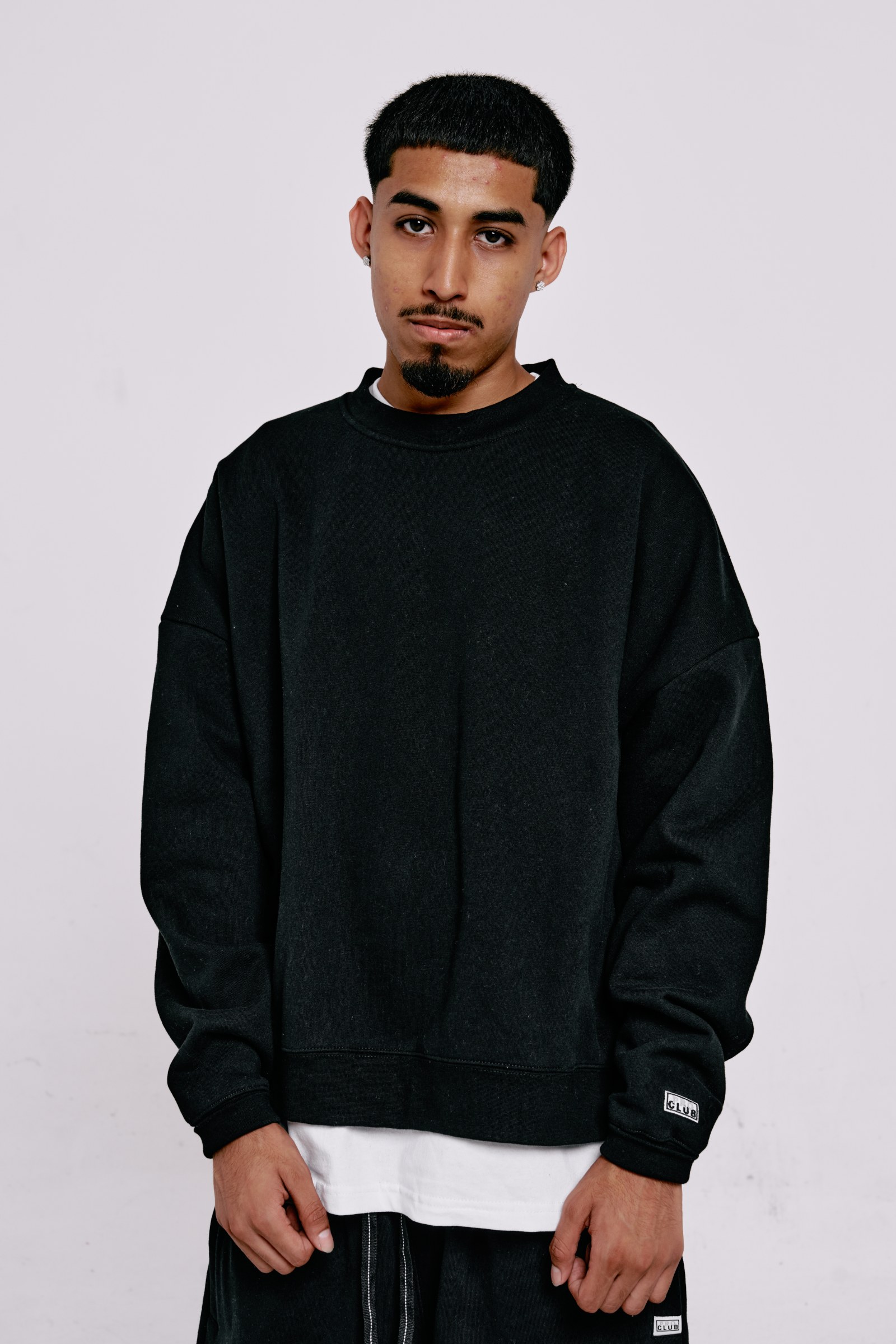 Heavywide Fleece Crewneck lifestyle photo 1