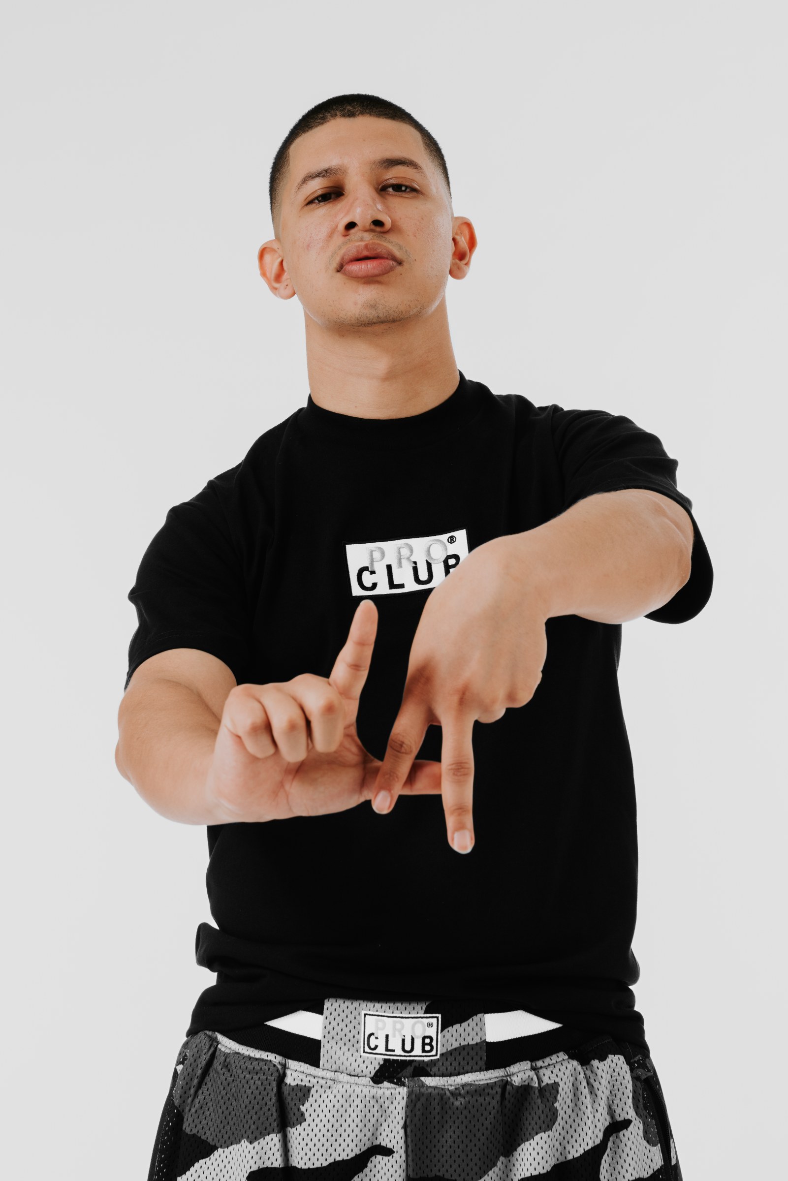 Heavyweight Short Sleeve Embroidered Box Logo Tee lifestyle photo 3