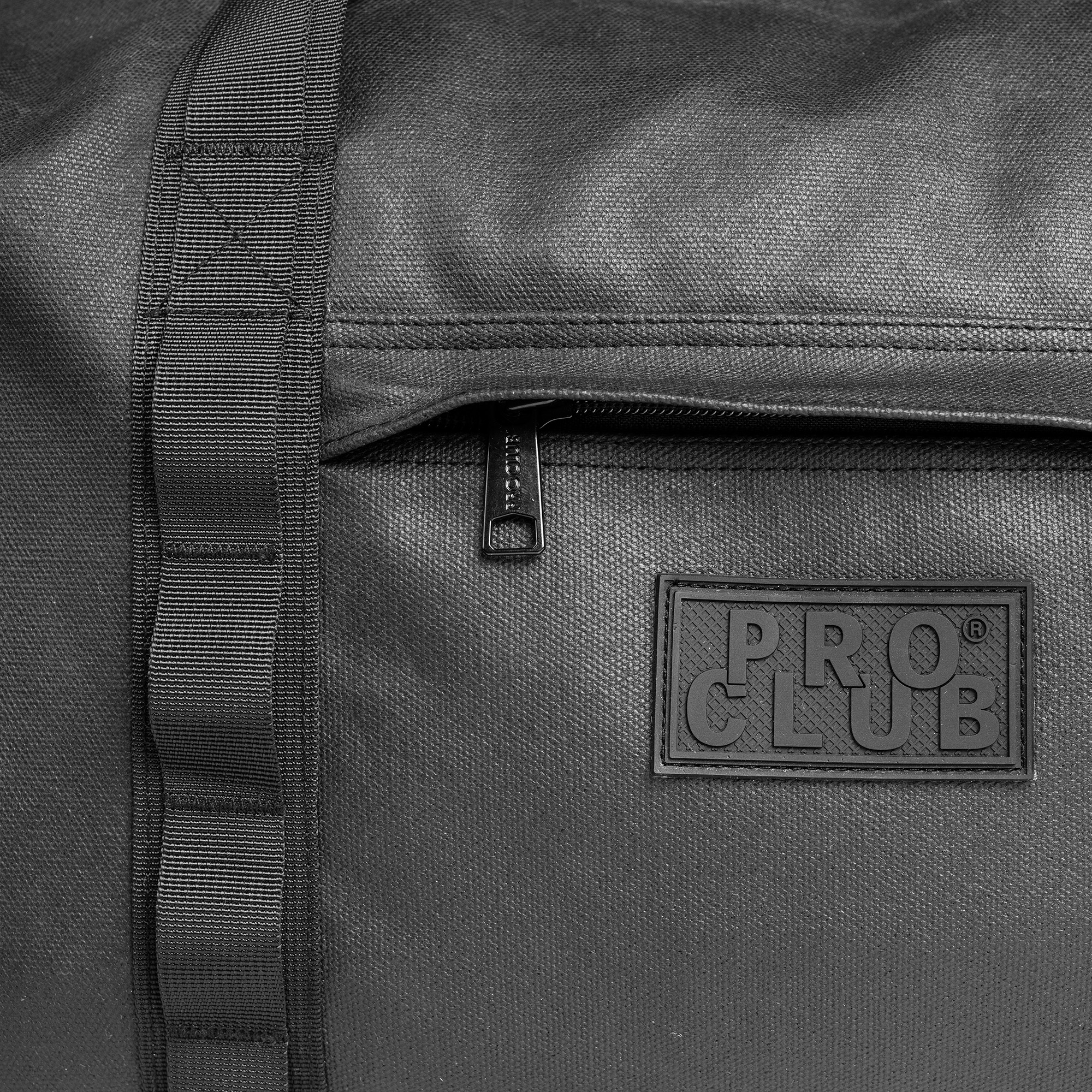 Utility Duffle Gym Bag (image 3 of 7)