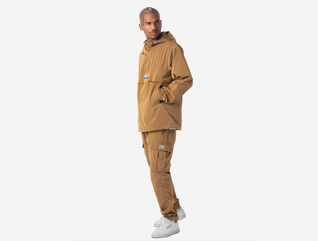 Comfort Metallic Nylon Cargo Pant lifestyle photo 2