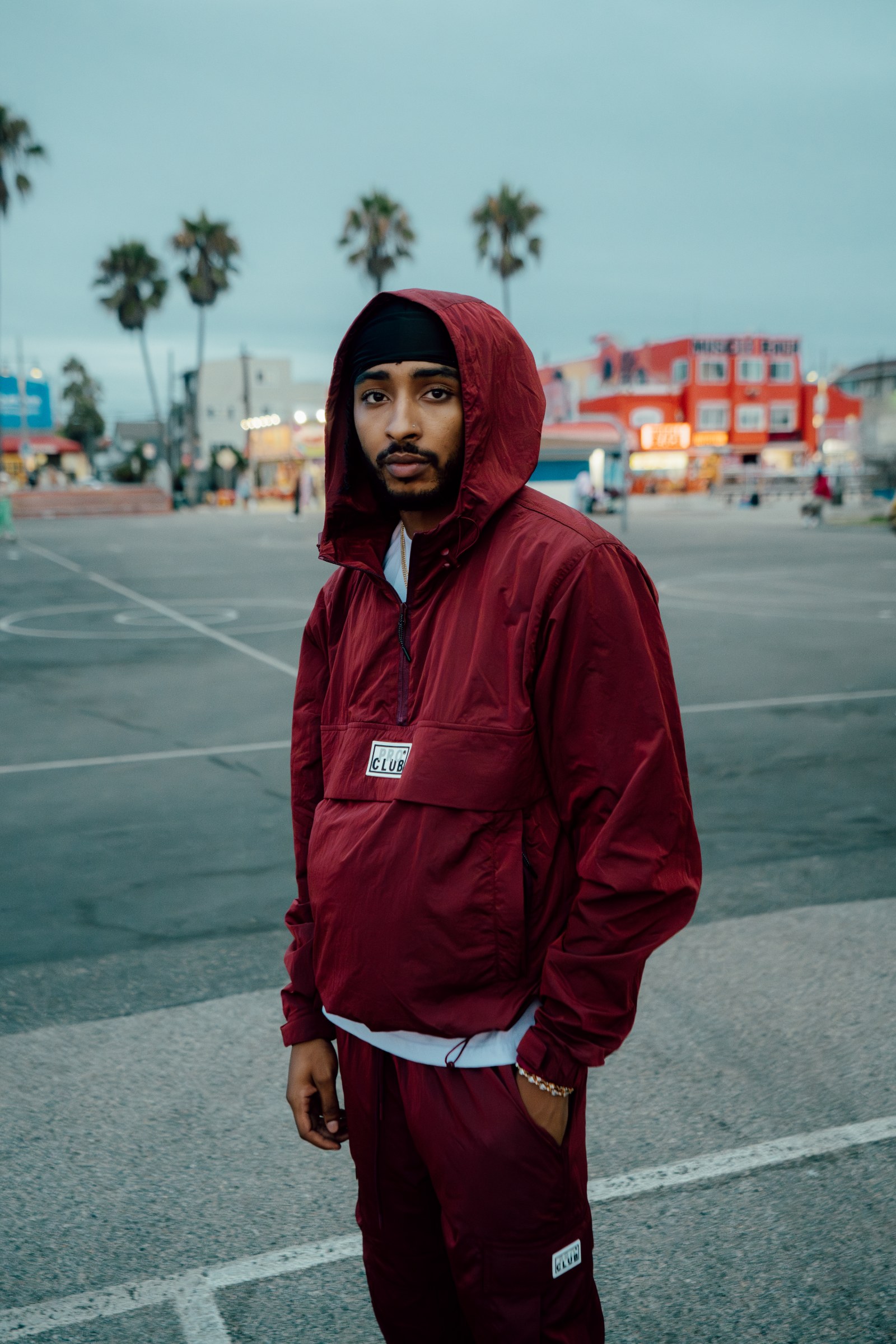 Comfort Metallic Nylon Quarter Zip Anorak lifestyle photo 1