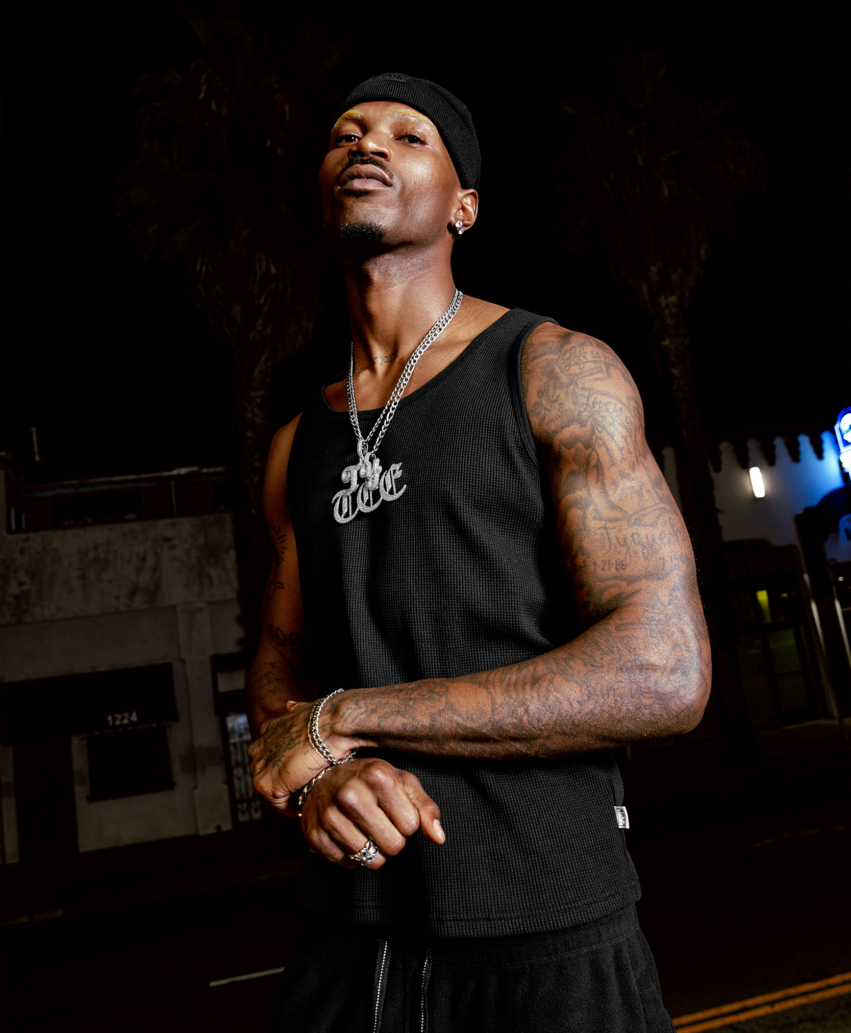 Heavyweight Thermal Tank lifestyle photo 1