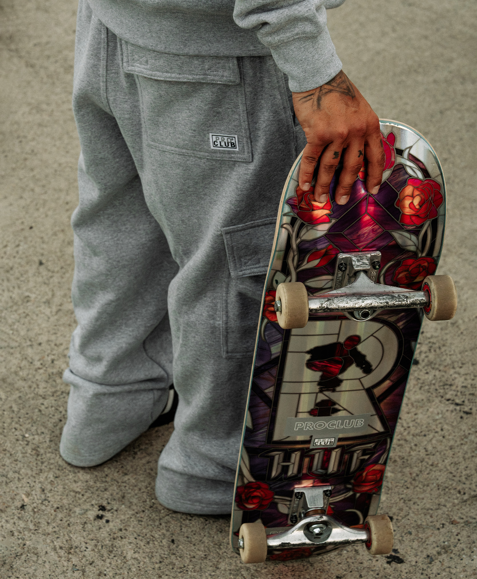 Huf Heavy Wide Open-Leg Multi Pocket Cargo Sweat Pant lifestyle photo 4