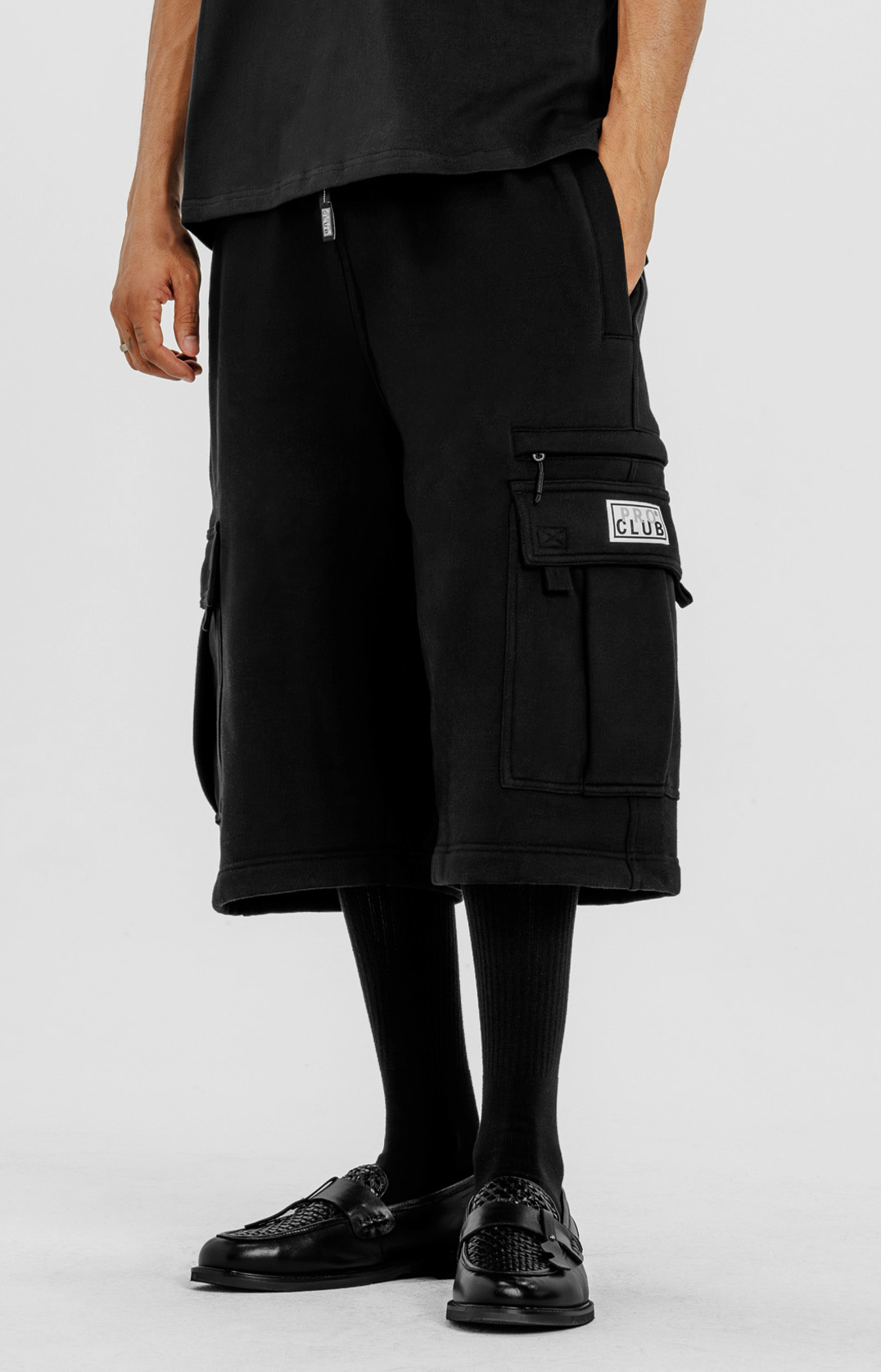 OG Cargo Sweat Short lifestyle photo 1