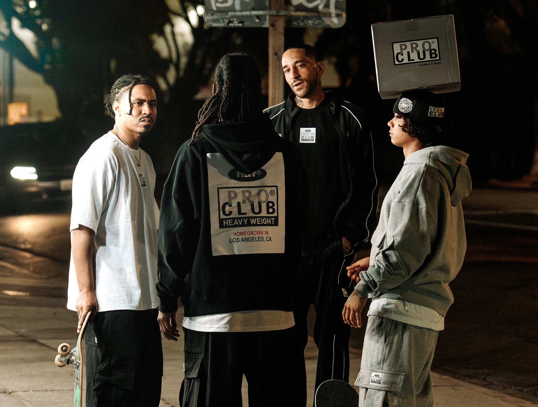 Huf Heavywide Big Tag Pullover lifestyle photo 2