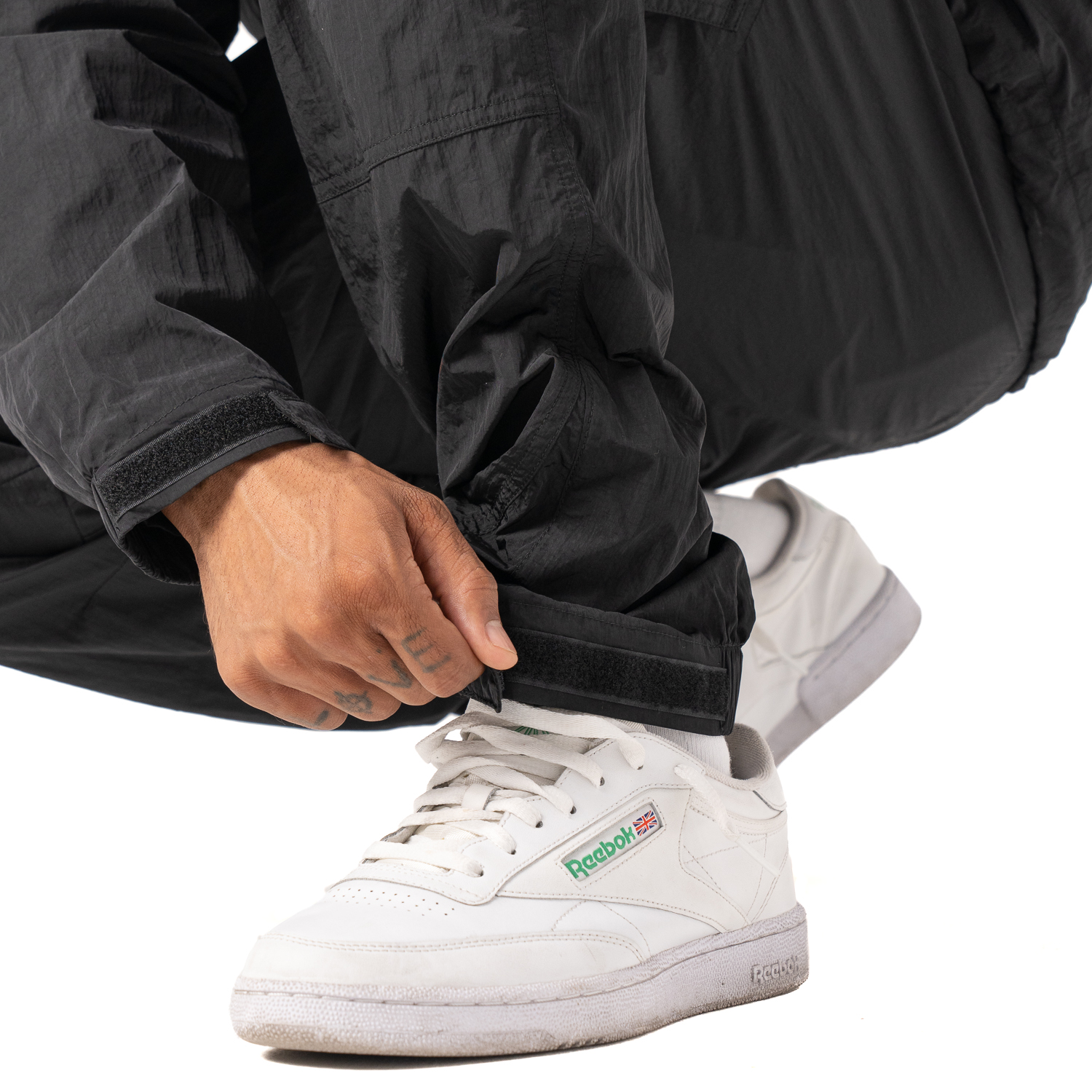 Comfort Metallic Nylon Cargo Pant (image 8 of 9)