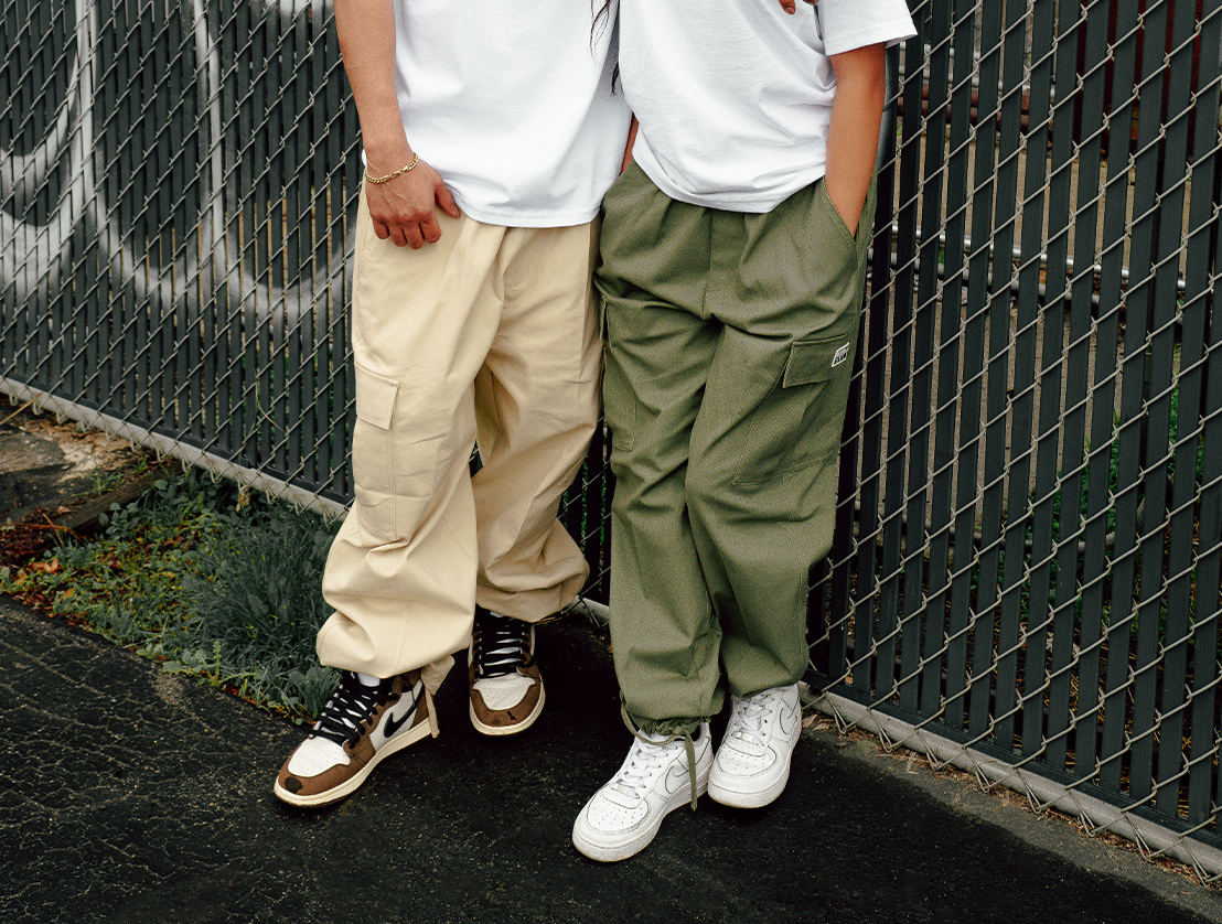 Heavyweight Stretch Twill Cargo Lounge Pant lifestyle photo 2