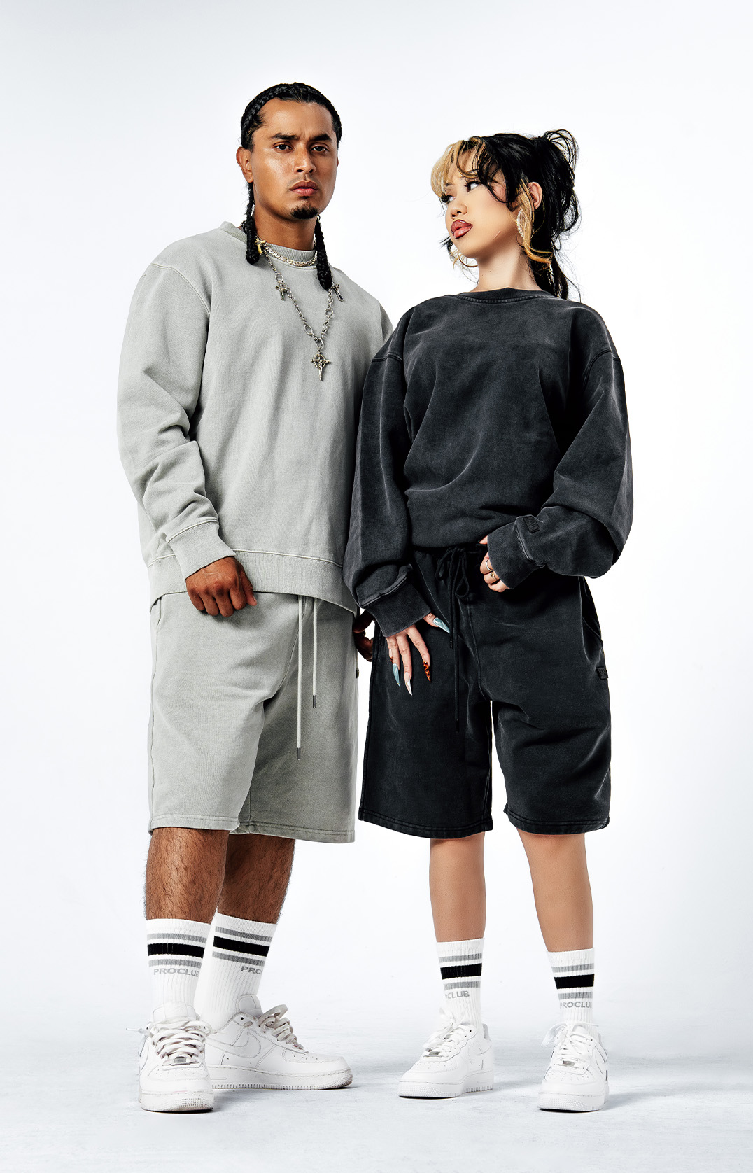 Heavyweight Vintage Wash Sweat Short lifestyle photo 1