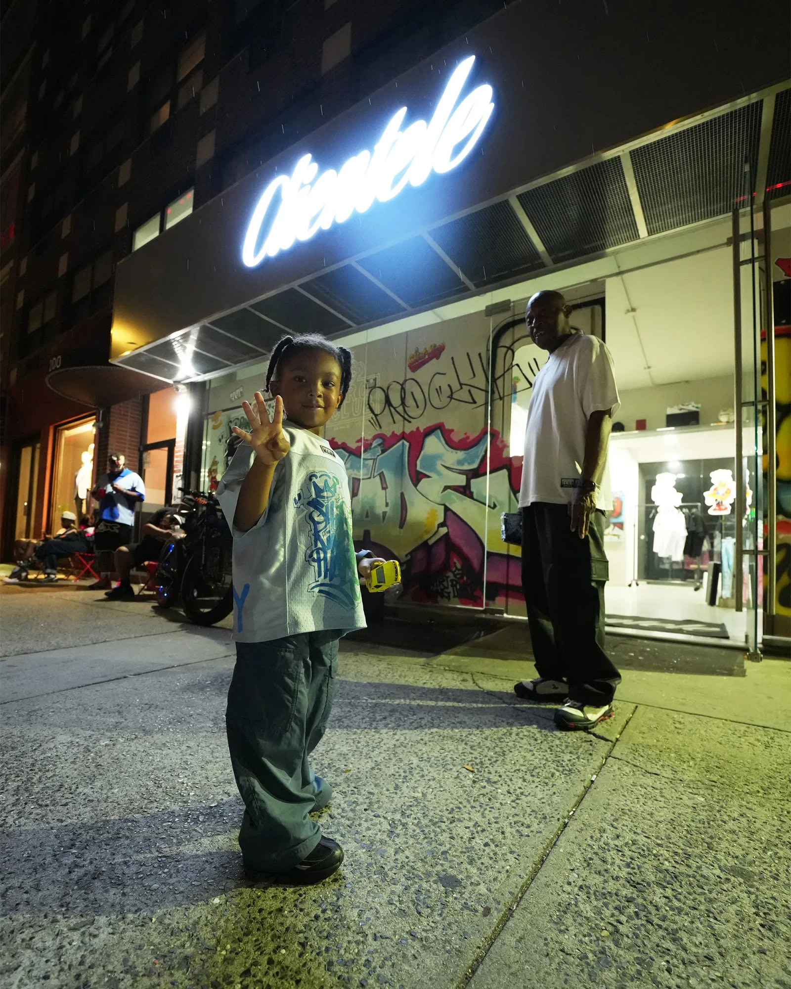 kid at shirt king