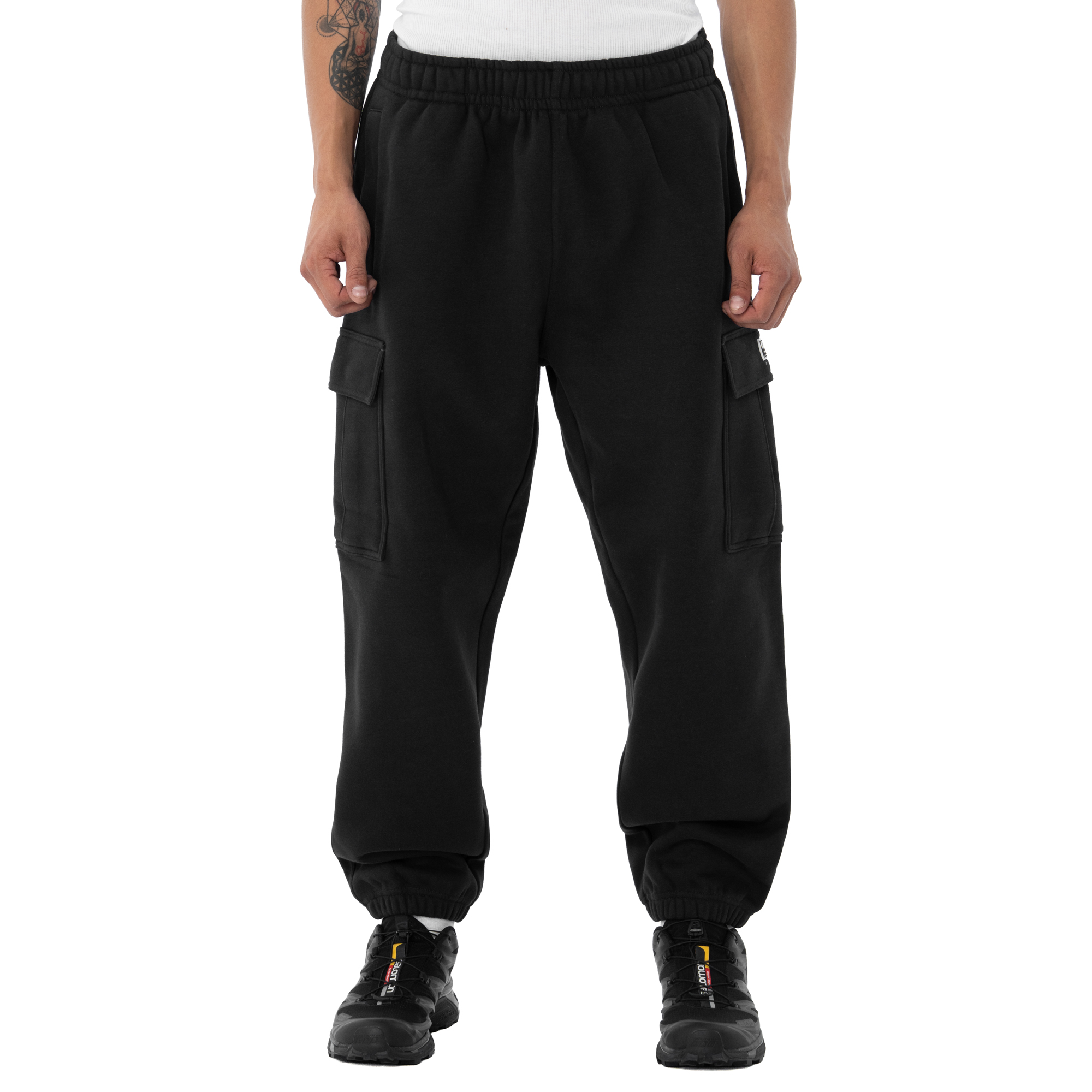 Heavyweight Tapered Fleece Cargo Sweatpant (image 1 of 5)