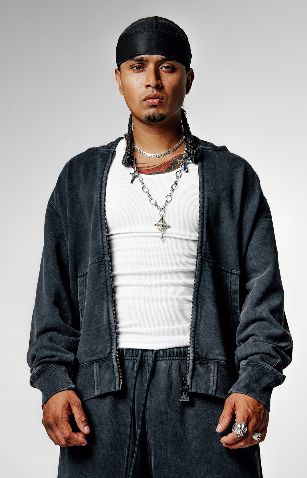 Heavyweight Vintage Wash Zip-Up lifestyle photo 1