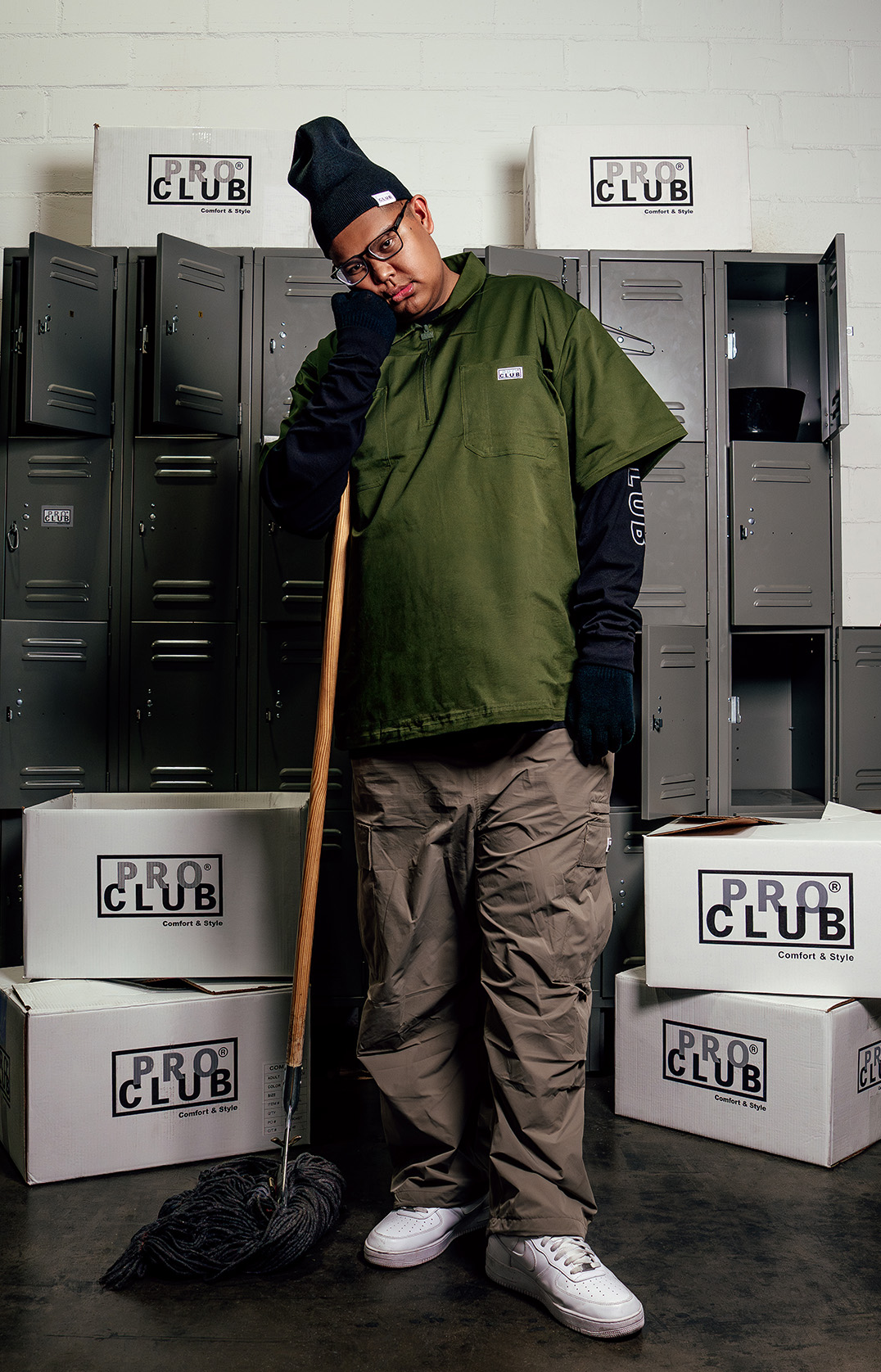 Performance Oversized Cargo Pant lifestyle photo 1